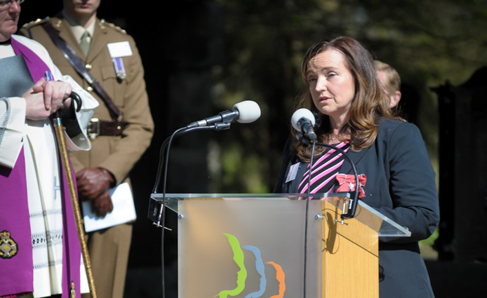 Tracey Fisher at the NMA memorial-1