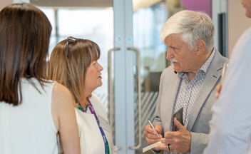 Barbara O’Reilly, Global Network Director meeting General Dallaire, Force Commander of the United Nations Assistance Mission for Rwanda and founder of the Dallaire Institute, who recently visited the London office for a special in-person event.